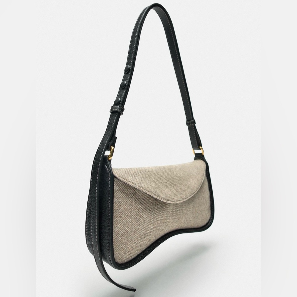 Shoulder bag